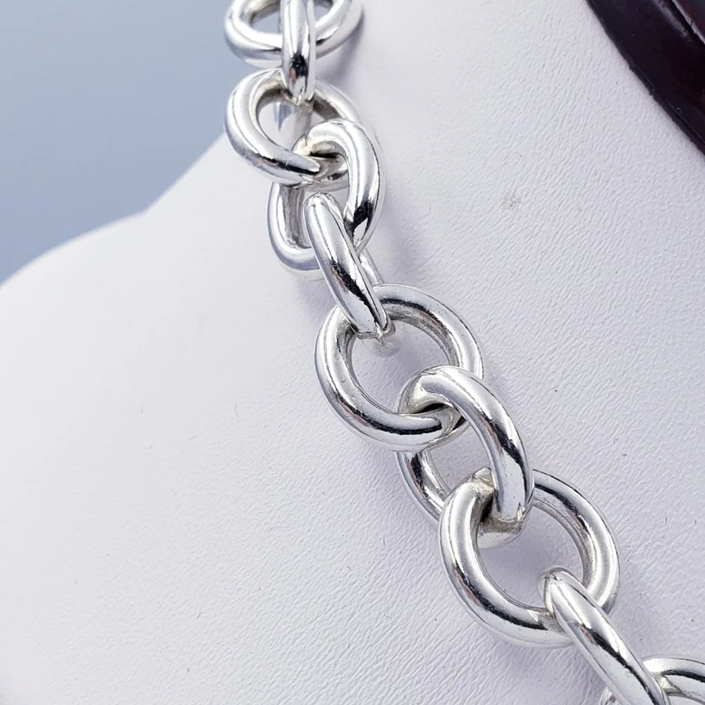 SOLD ON MERC✨️🩵 TIFFANY & CO. Heart Tag Choker Necklace 🩵✨️ - Picture 8 of 9